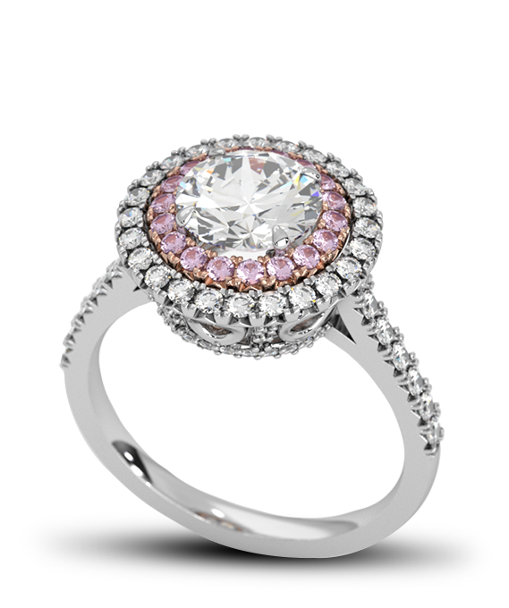 Šperk s růžovými diamanty